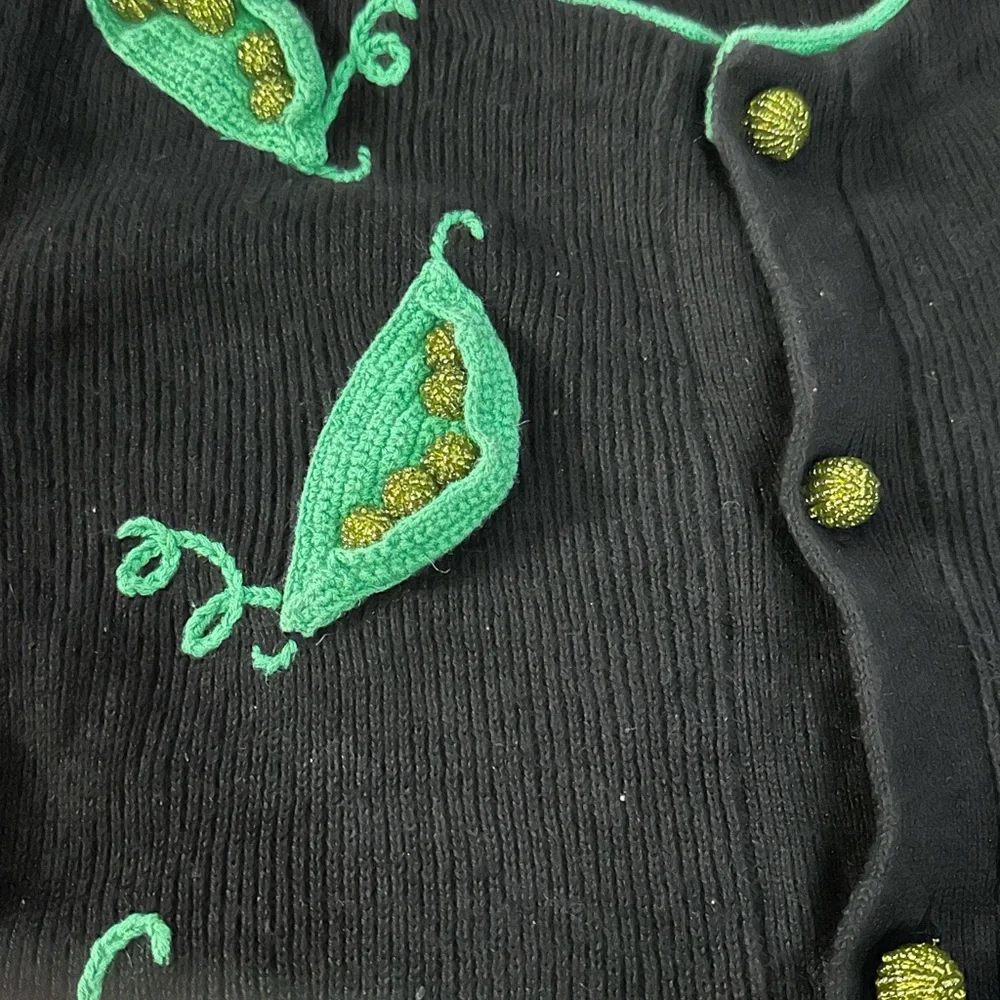 Vintage Black Vest with Green Embroidery pea pods lg - Picture 2 of 3